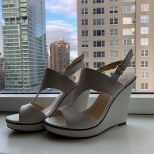 GUESS White leather wedges
